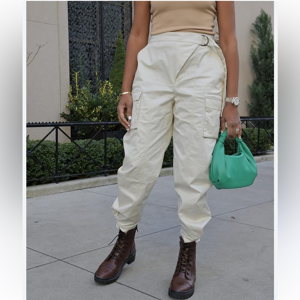 women’s Cream Cargo Pants - Picture 4 of 7